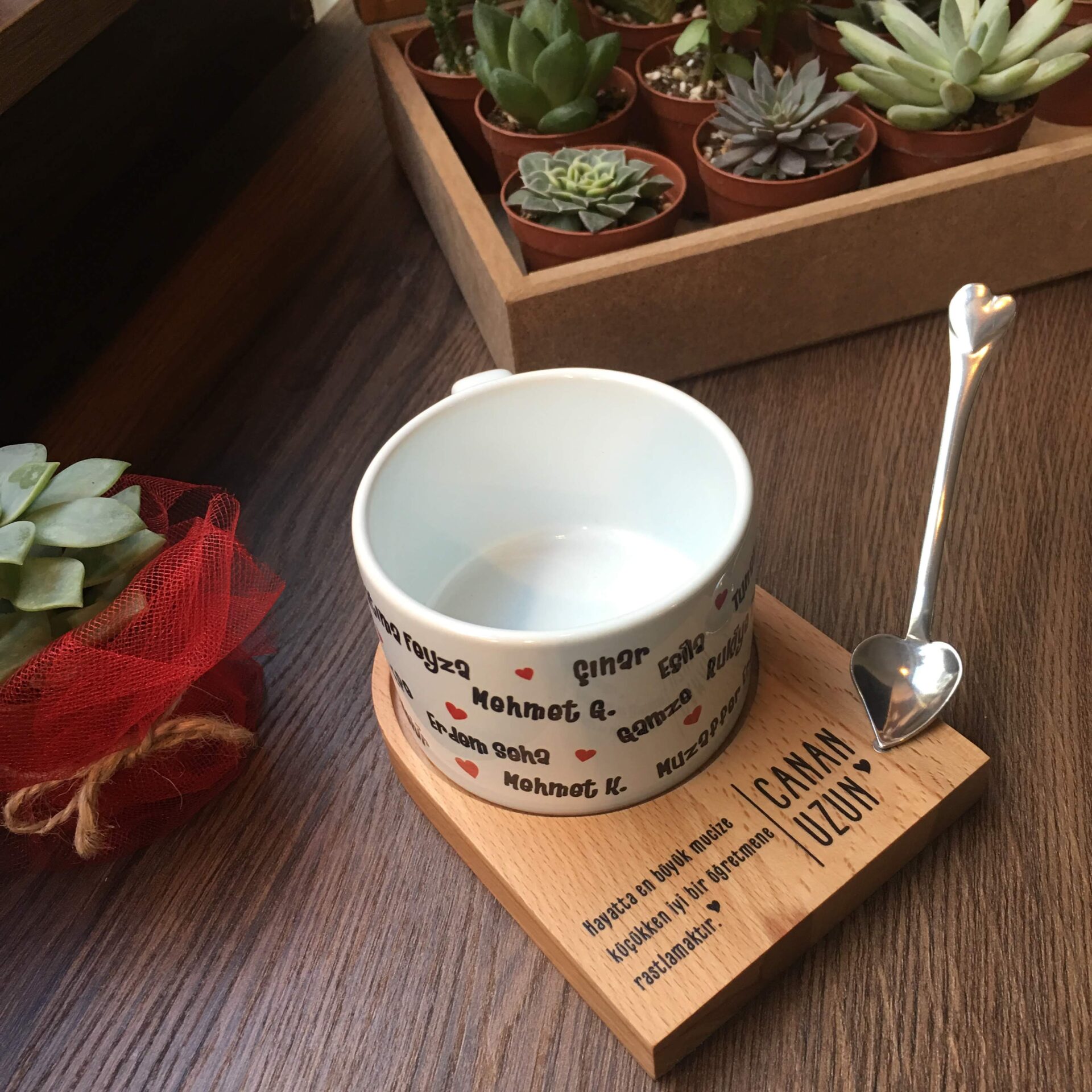 Öğretmene Özel Ahşap Altlıklı Fincan Seti (Tasarım 3)