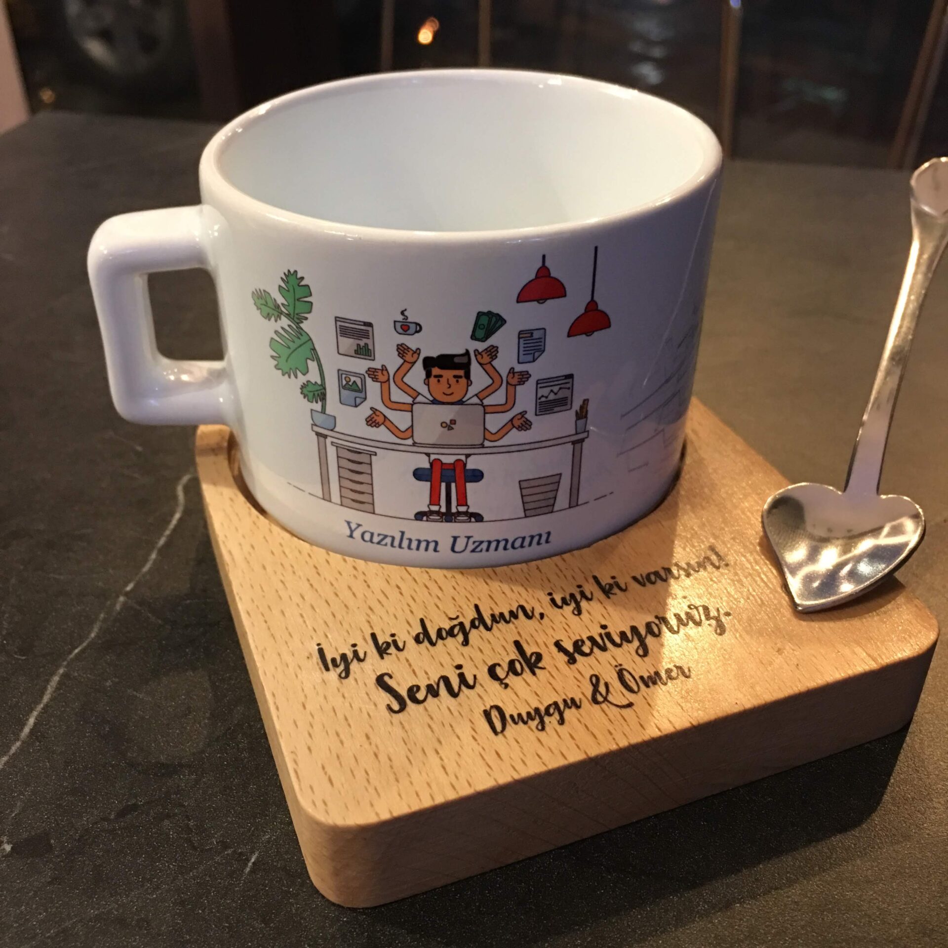 Yazılımcıya Özel Ahşap Altlıklı Fincan Seti