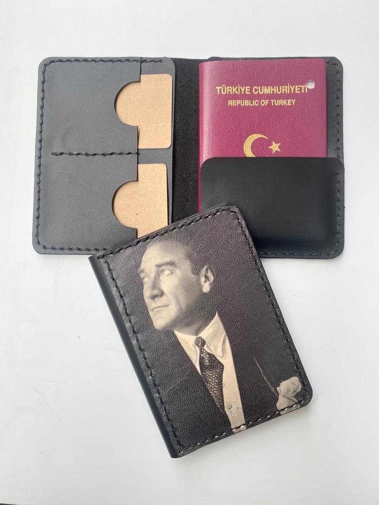 El Yapımı Hakiki Deri Atatürk Baskılı Pasaport Kılıfı (Tasarım 1)