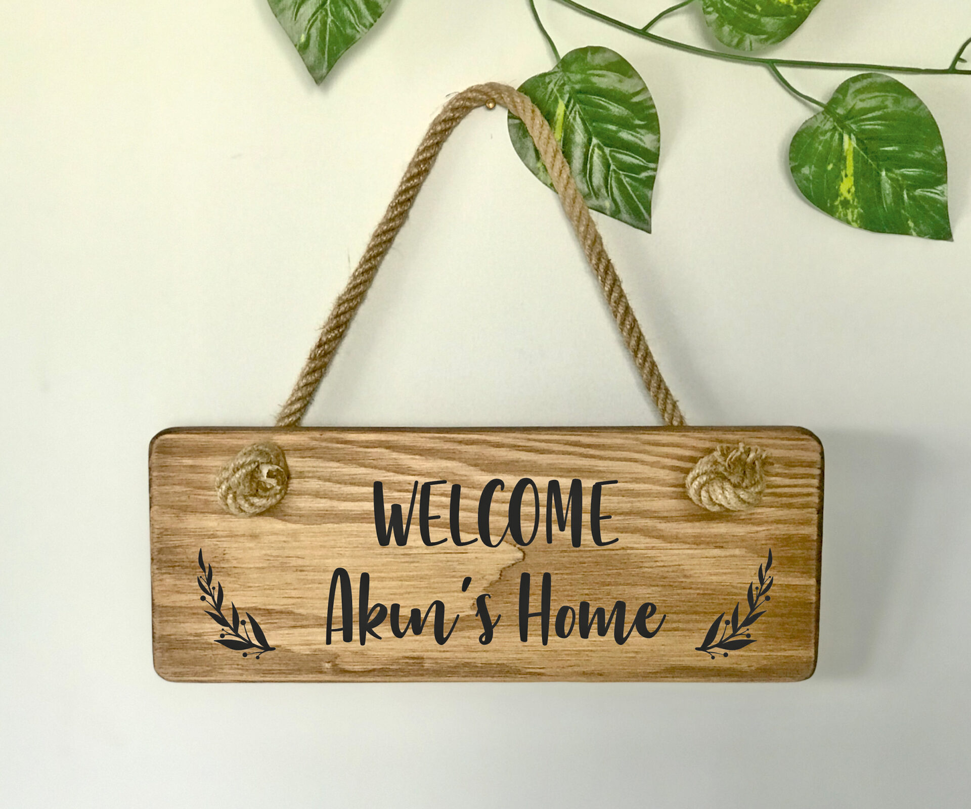 Kişiye Özel Ahşap Kapı Tabelası (Welcome)